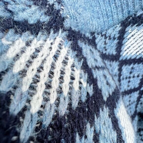 Vintage McGregor Shelton Gyle X-VEE Pullover V Neck Blue Wool Sweater Size L NWT - Picture 11 of 12